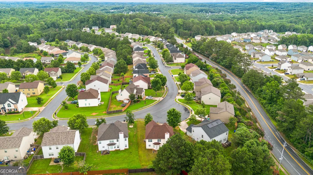 439 Lake Ridge LN Fairburn, GA 30213