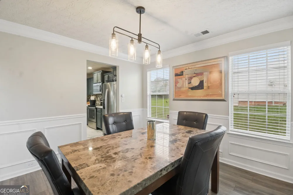 439 Lake Ridge LN Fairburn, GA 30213