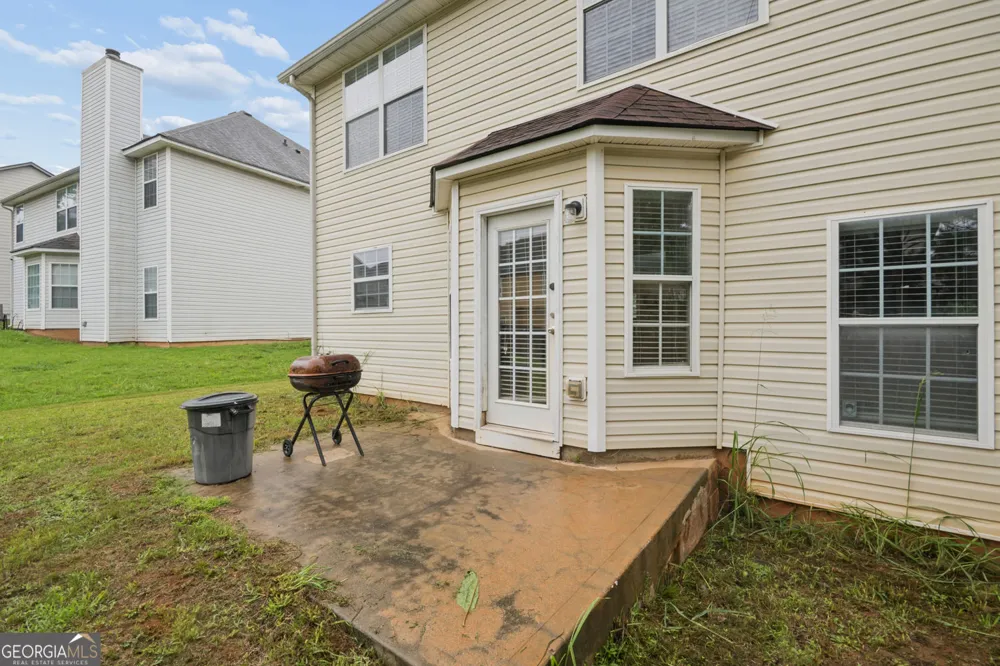 439 Lake Ridge LN Fairburn, GA 30213