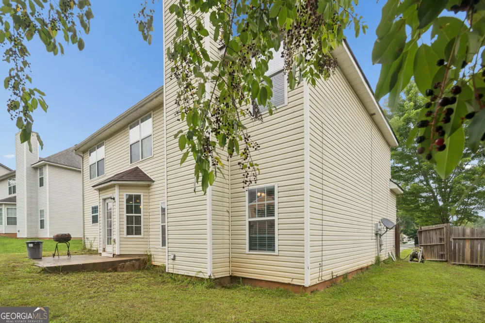 439 Lake Ridge LN Fairburn, GA 30213