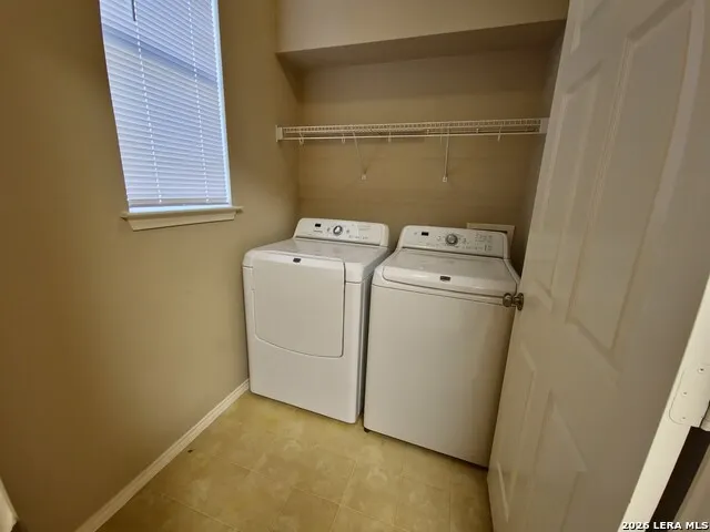 5661 Hartson Kyle, TX 78640