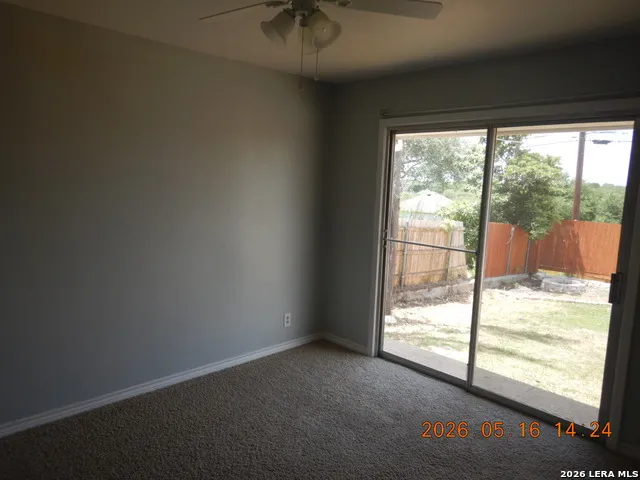 5923 Northgap St Windcrest, TX 78239