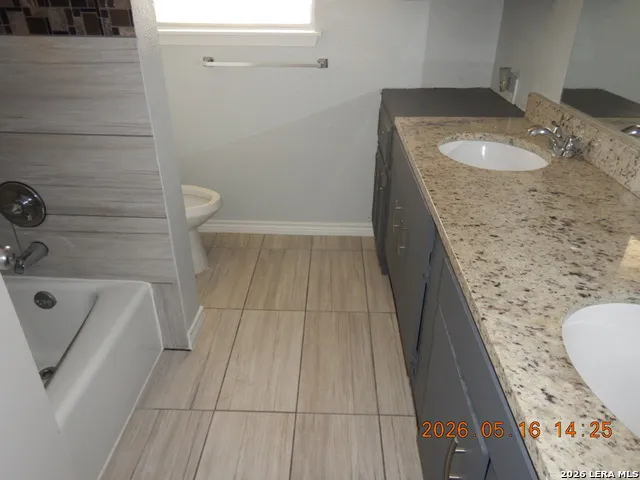 5923 Northgap St Windcrest, TX 78239