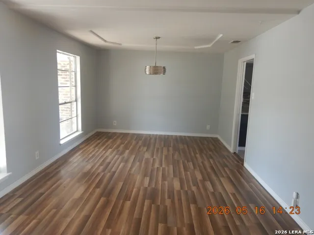 5923 Northgap St Windcrest, TX 78239