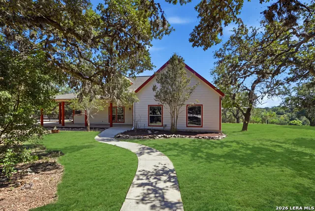 514 BURNING TREE LN Bandera, TX 78003