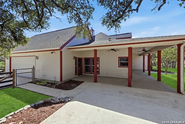 514 BURNING TREE LN Bandera, TX 78003