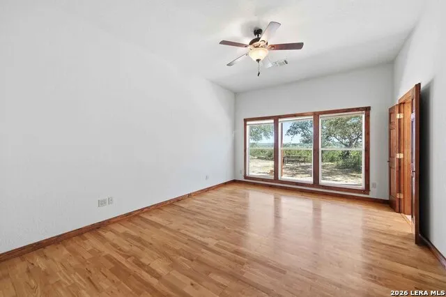 514 BURNING TREE LN Bandera, TX 78003