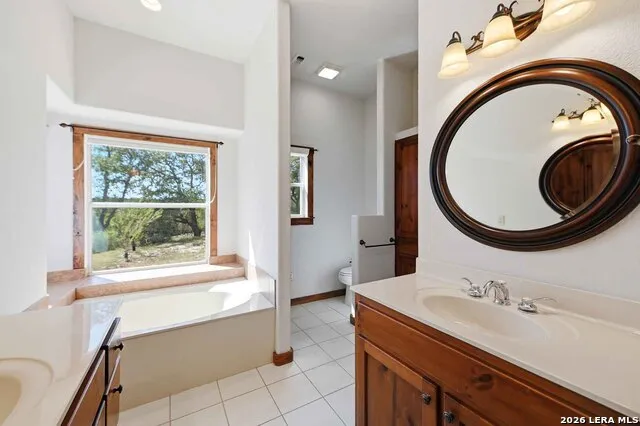 514 BURNING TREE LN Bandera, TX 78003
