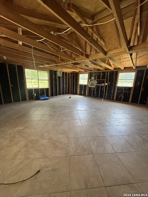 1207 El Paso Stockdale, TX 78160