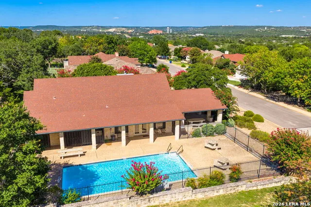 706 OAK VALLEY DR Kerrville, TX 78028