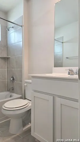 4911 THERALITE TRL San Antonio, TX 78253