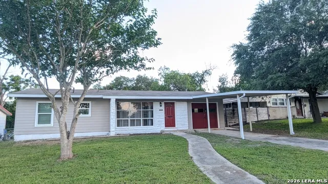 518 Craigmont San Antonio, TX 78213