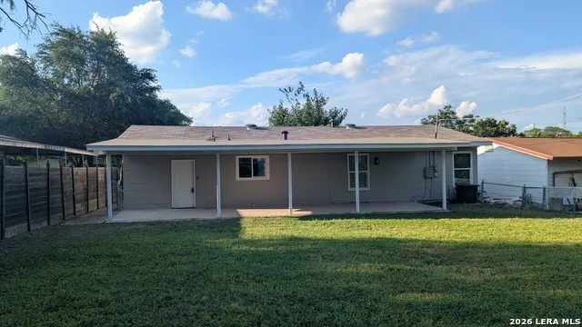 518 Craigmont San Antonio, TX 78213