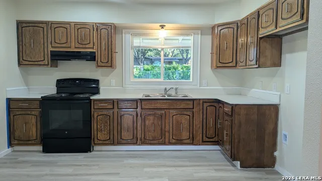 518 Craigmont San Antonio, TX 78213