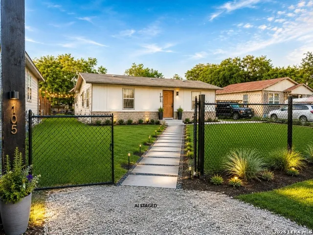 907 Hough Adkins, TX 78101