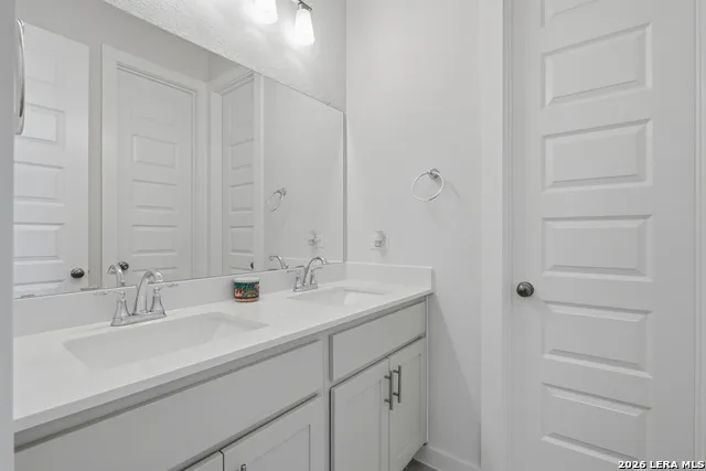 339 Sugarcane New Braunfels, TX 78132