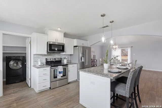 13040 Tomlynn Atascosa, TX 78002