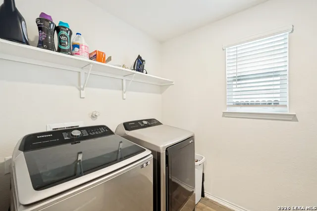 11903 HONDO CRK San Antonio, TX 78245