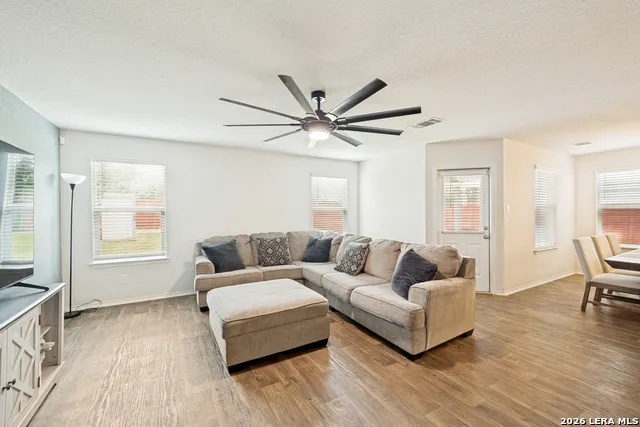 11903 HONDO CRK San Antonio, TX 78245