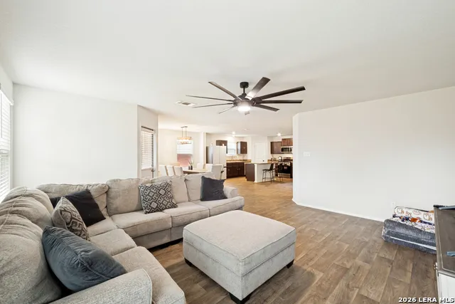 11903 HONDO CRK San Antonio, TX 78245