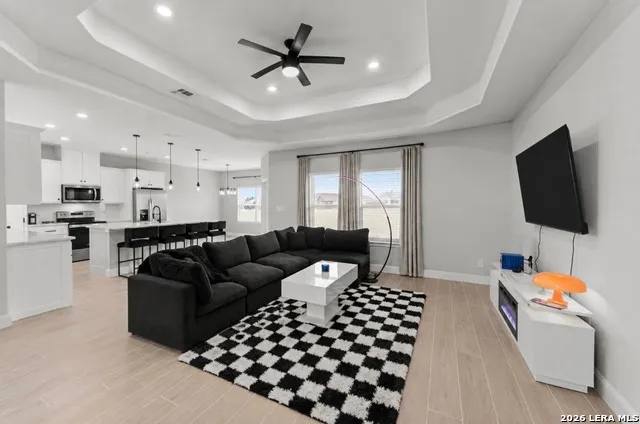 113 Pine Valley Dr La Vernia, TX 78121