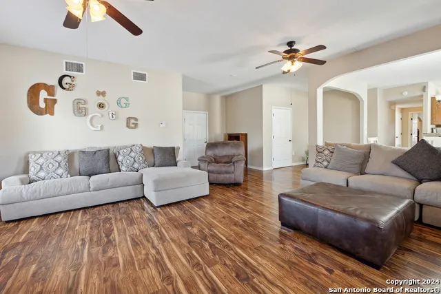 166 DESERT POPPY Bandera, TX 78003