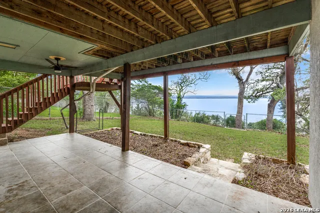 1924 Stagecoach Canyon Lake, TX 78133
