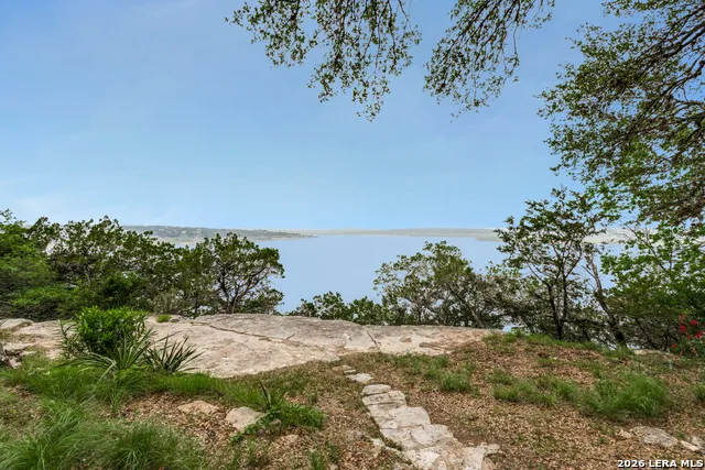 1924 Stagecoach Canyon Lake, TX 78133