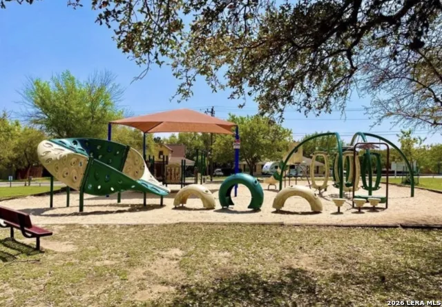 1924 Stagecoach Canyon Lake, TX 78133