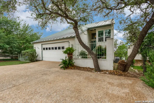 1924 Stagecoach Canyon Lake, TX 78133