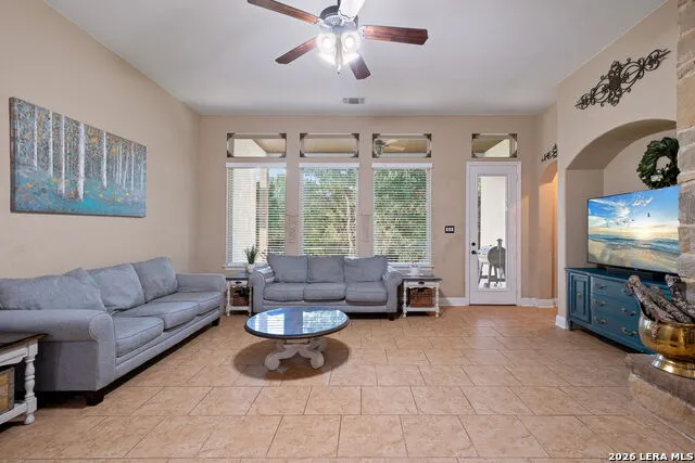 5608 COPPER CRK New Braunfels, TX 78132