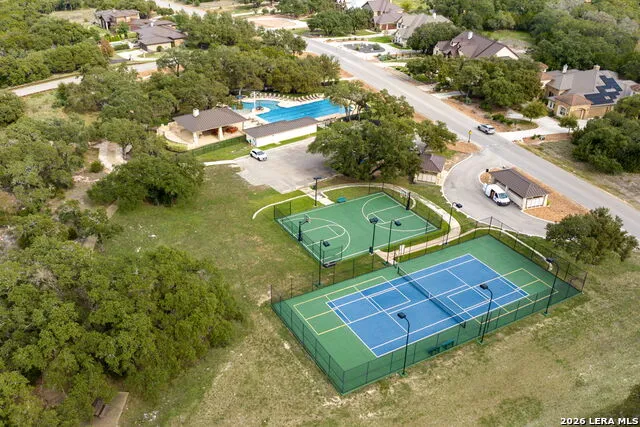 5608 COPPER CRK New Braunfels, TX 78132