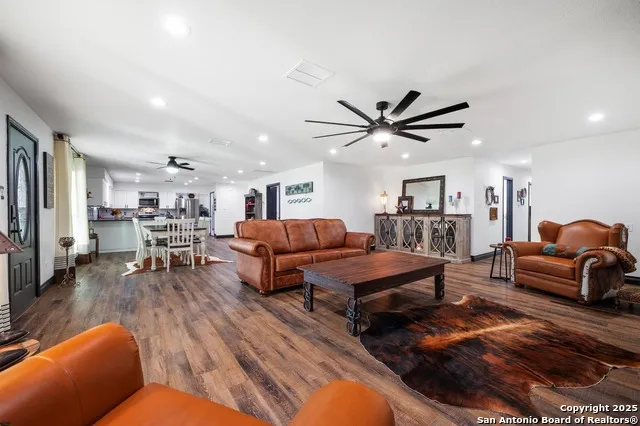 113 Timberlake Kingsland, TX 78639