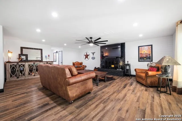 113 Timberlake Kingsland, TX 78639