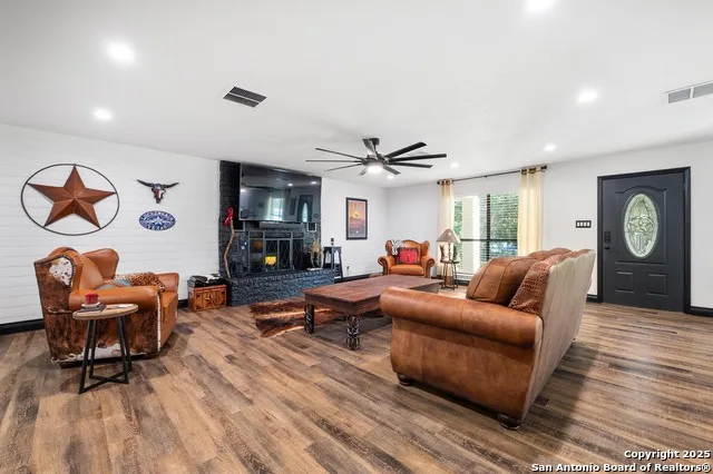 113 Timberlake Kingsland, TX 78639