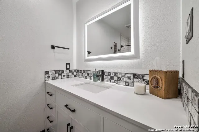 113 Timberlake Kingsland, TX 78639
