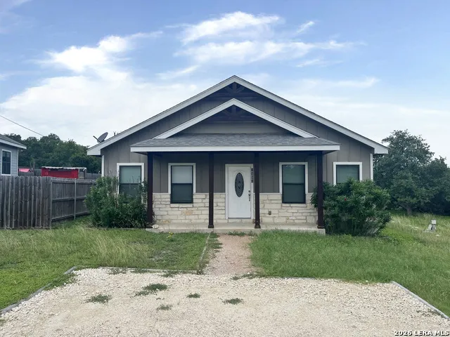 1491 Live Oak Dr Spring Branch, TX 78070