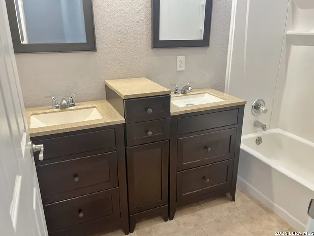 1491 Live Oak Dr Spring Branch, TX 78070