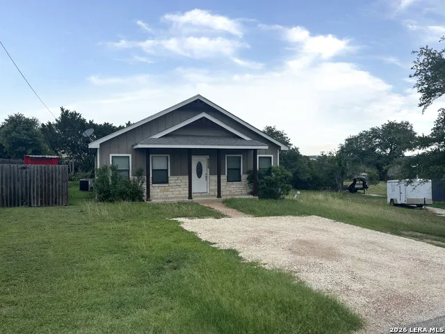 1491 Live Oak Dr Spring Branch, TX 78070