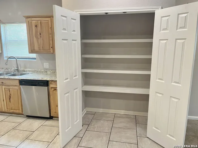 1491 Live Oak Dr Spring Branch, TX 78070