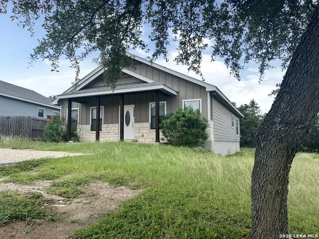 1491 Live Oak Dr Spring Branch, TX 78070