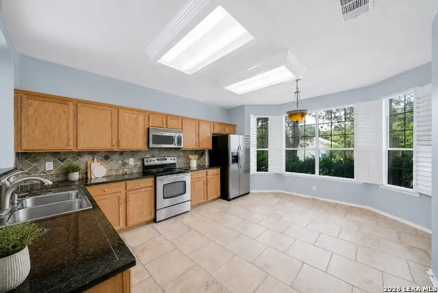 8843 Imperial Cross Helotes, TX 78023