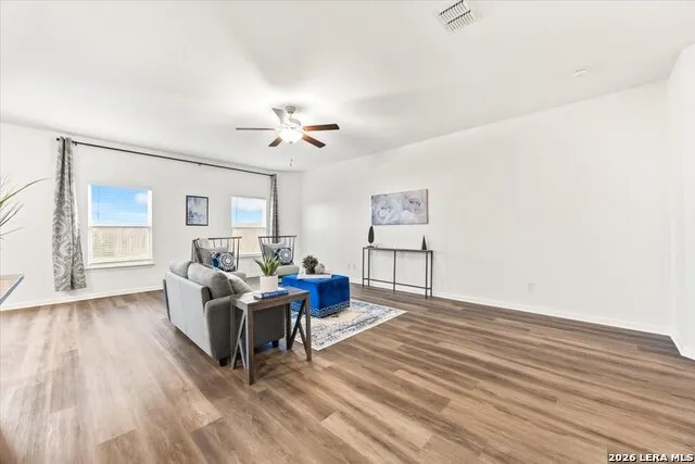 3947 Trail De Paris New Braunfels, TX 78132