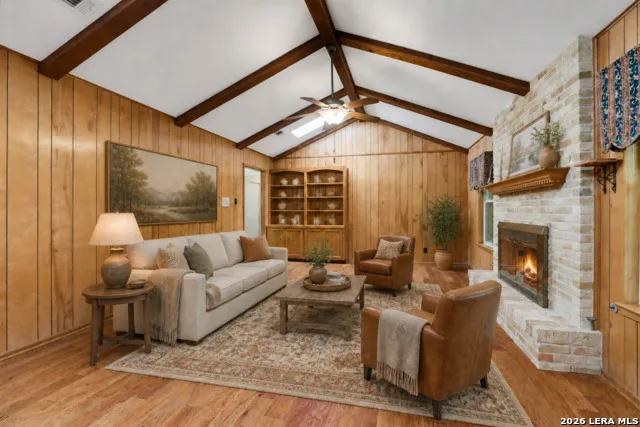 413 Golfcrest Windcrest, TX 78239
