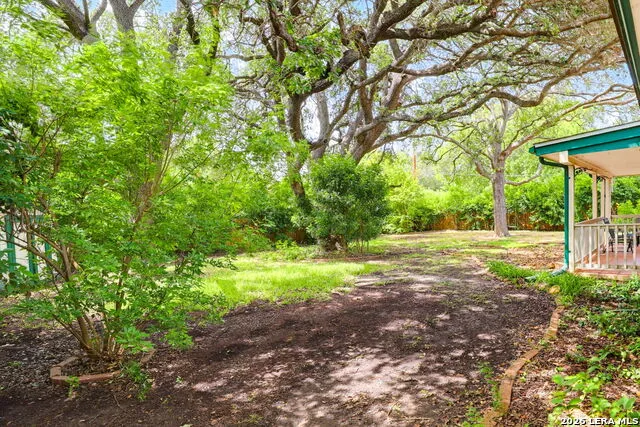 413 Golfcrest Windcrest, TX 78239