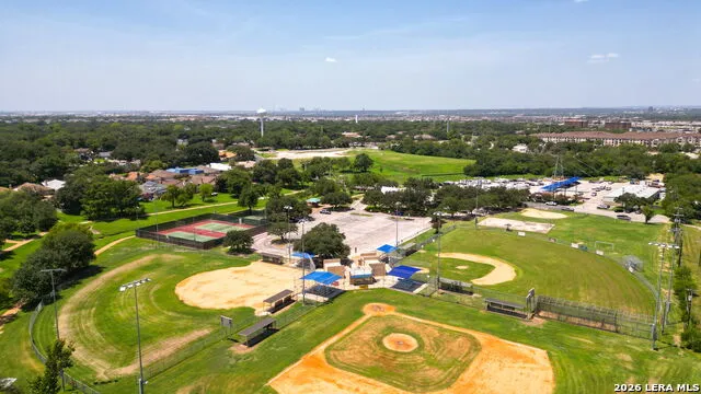 413 Golfcrest Windcrest, TX 78239