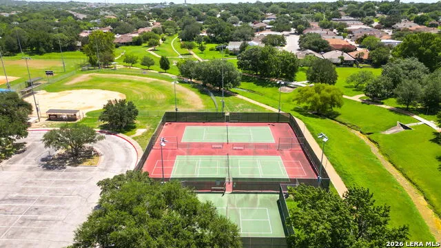 413 Golfcrest Windcrest, TX 78239