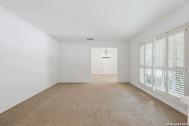 413 Golfcrest Windcrest, TX 78239