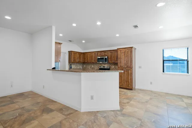 1634 Sunblossom Cir New Braunfels, TX 78130