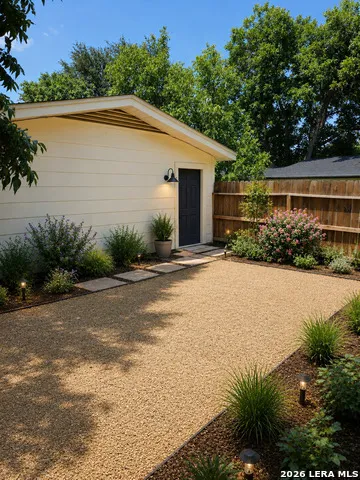 307 Tanglewood San Antonio, TX 78216
